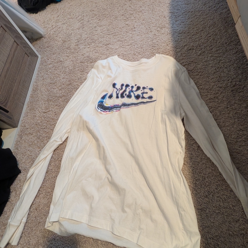 Nike White Long Sleeve Shirt Size L